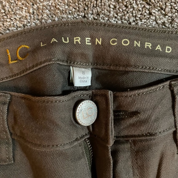 Lauren Conrad olive colored crop pants. Barely worn, they just don’t fit me - Picture 3 of 3